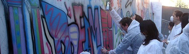 romeslide Graffiti Team Building